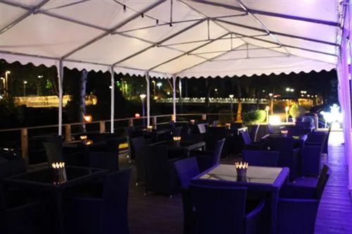Kronen Hotel