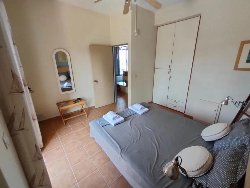 Philos House