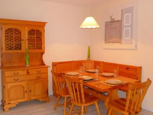 Apartment Nid d'aigle E1 by Interhome