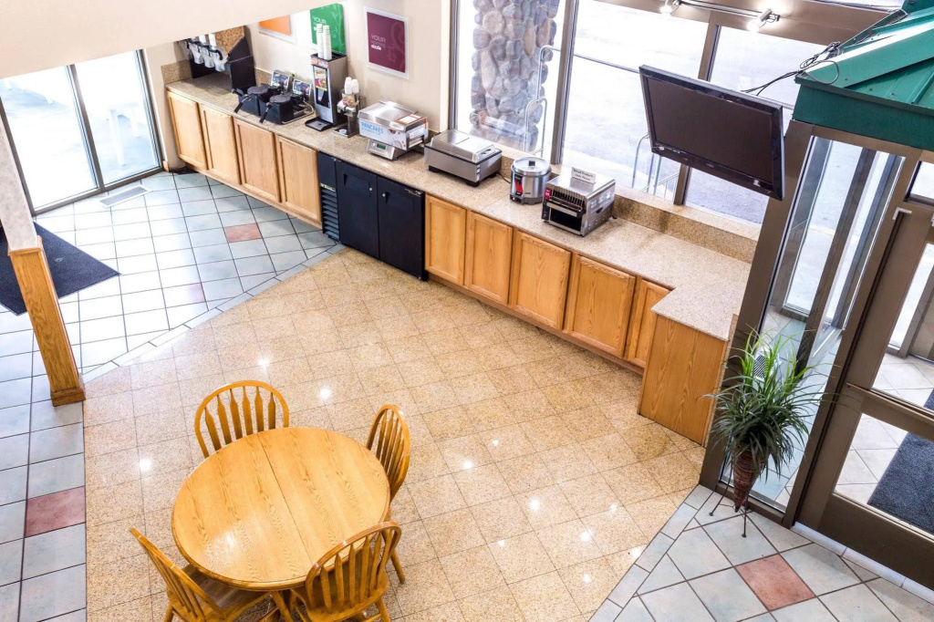 Cedars Inn