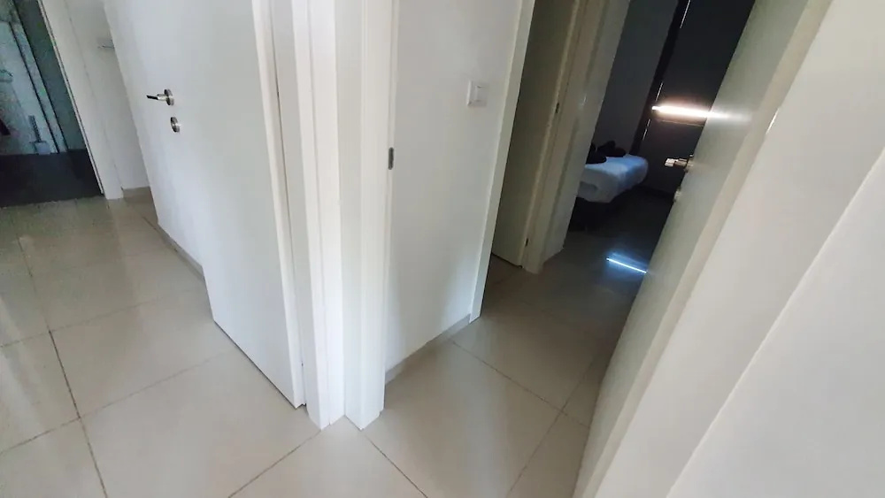 Design Apt Parking Included 2BDR TL16