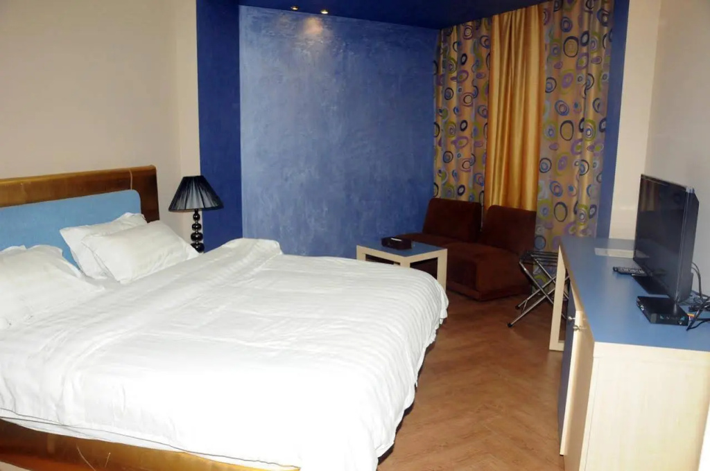Sky Hotel