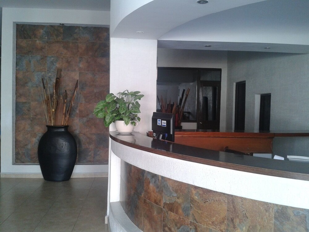Hotel Marlyn Downtown