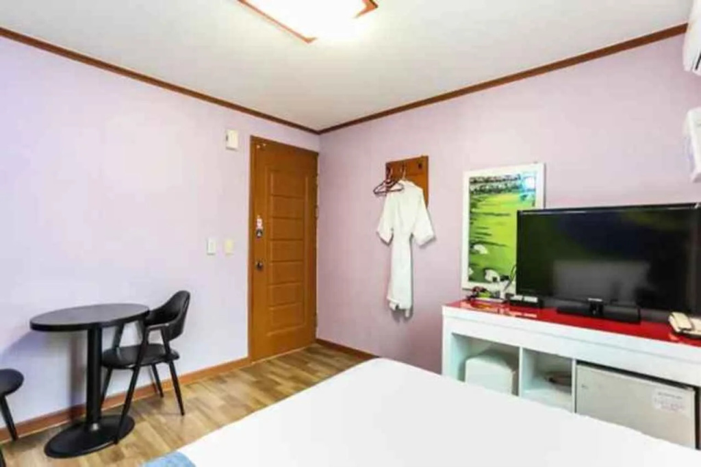 Jeongdongjin Motel