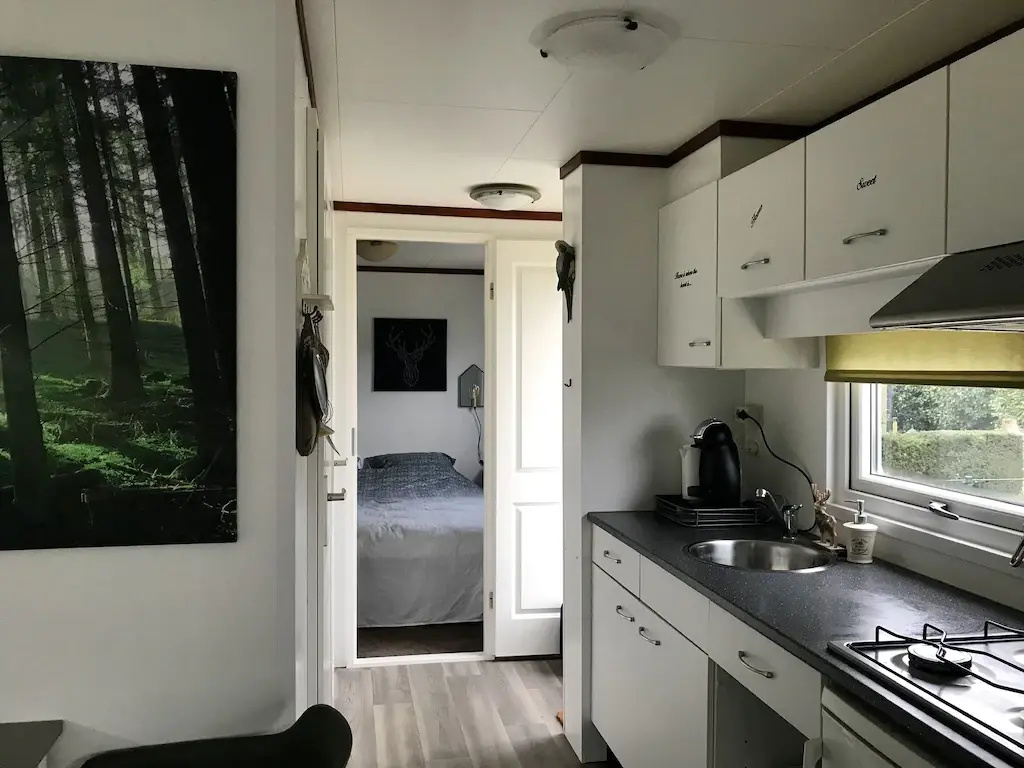 Modern chalet with oven, near the Wadden Sea