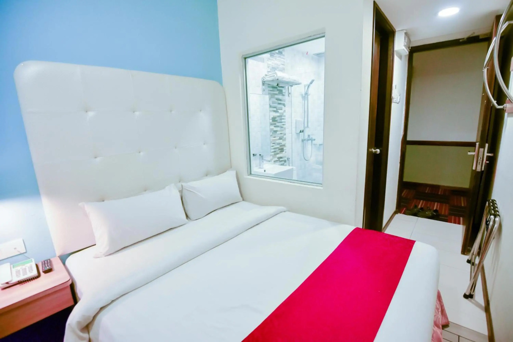 Lumut Suites