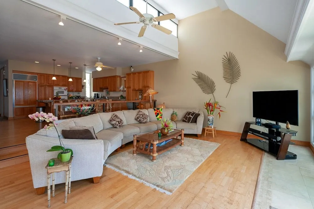 Puu Poa 405 Condo