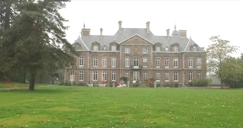 Domaine Du Chateau De La Neuville