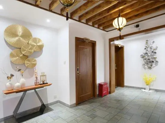 Chujian Fanghua Inn