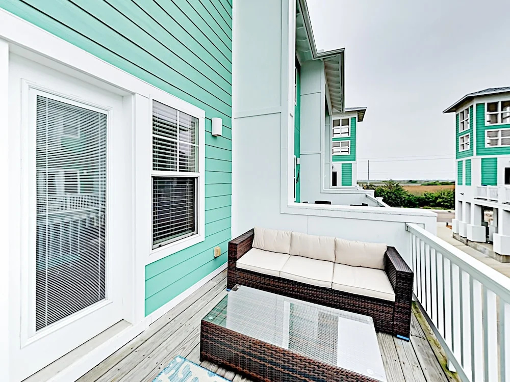 Eleventh Unit #14 - 3 Br Condo