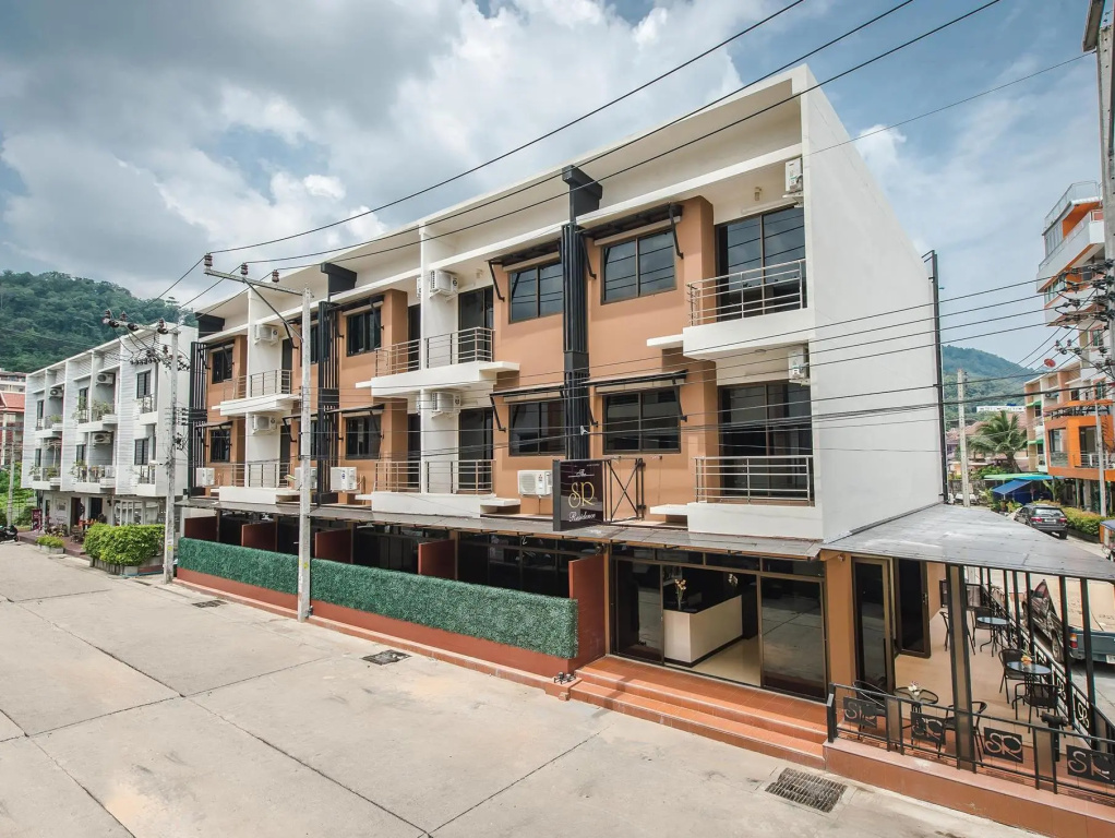 The SR Residence