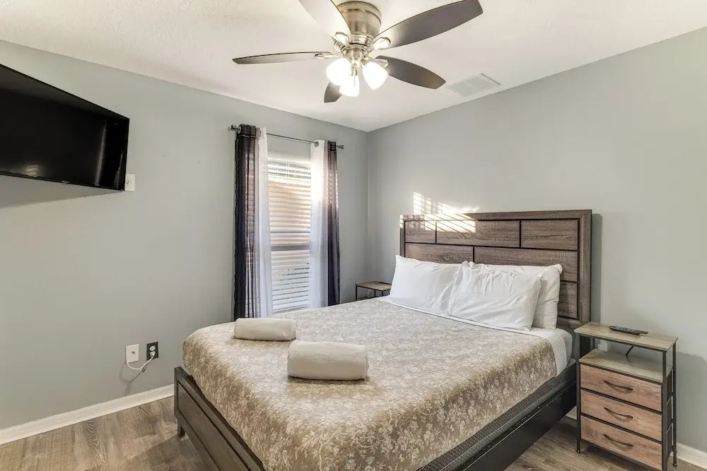 9 Mi to Wdw: Sandy Ridge Retreat w/ Heated Pool