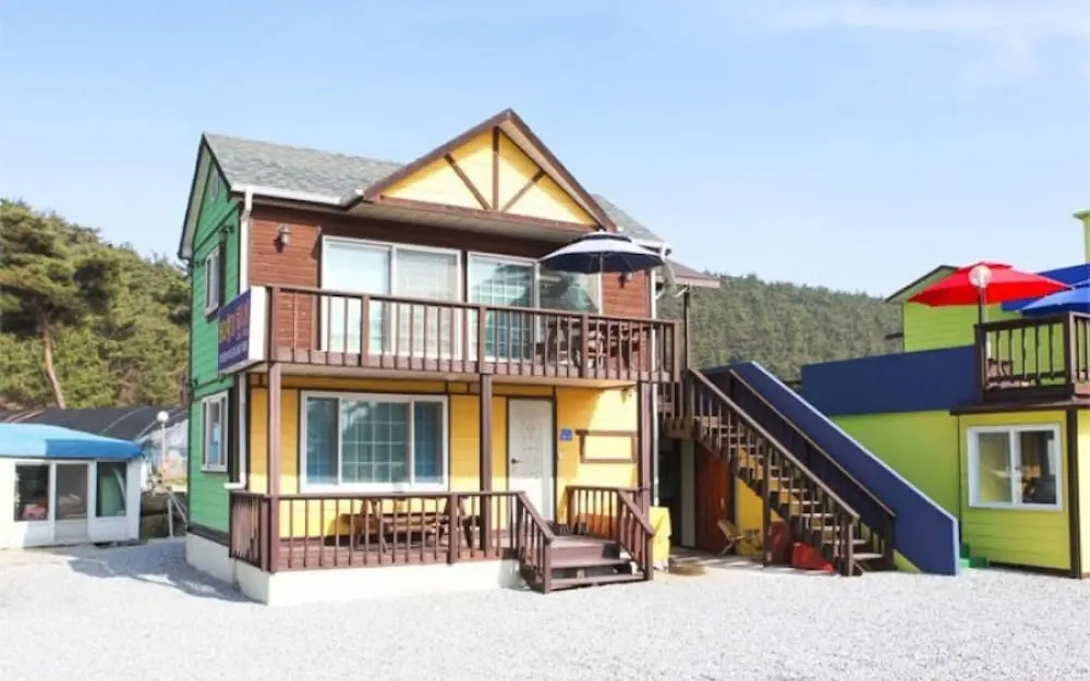 Taean Sea Aroma House Pension