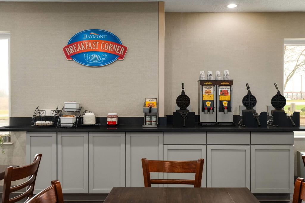 Baymont by Wyndham Rockford