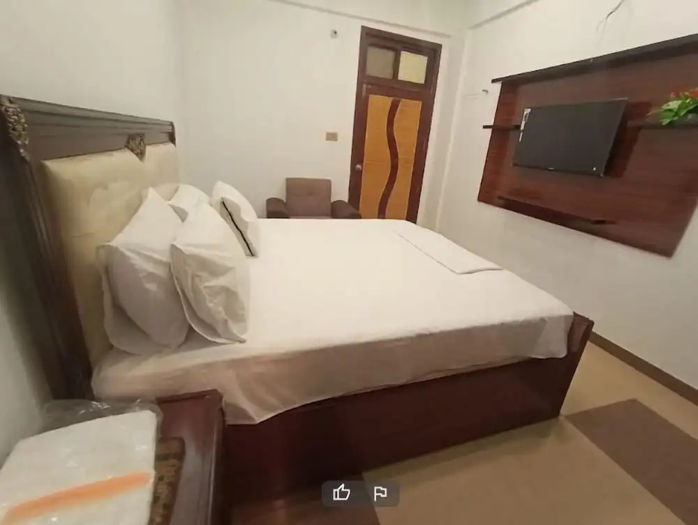 The Serena guest House