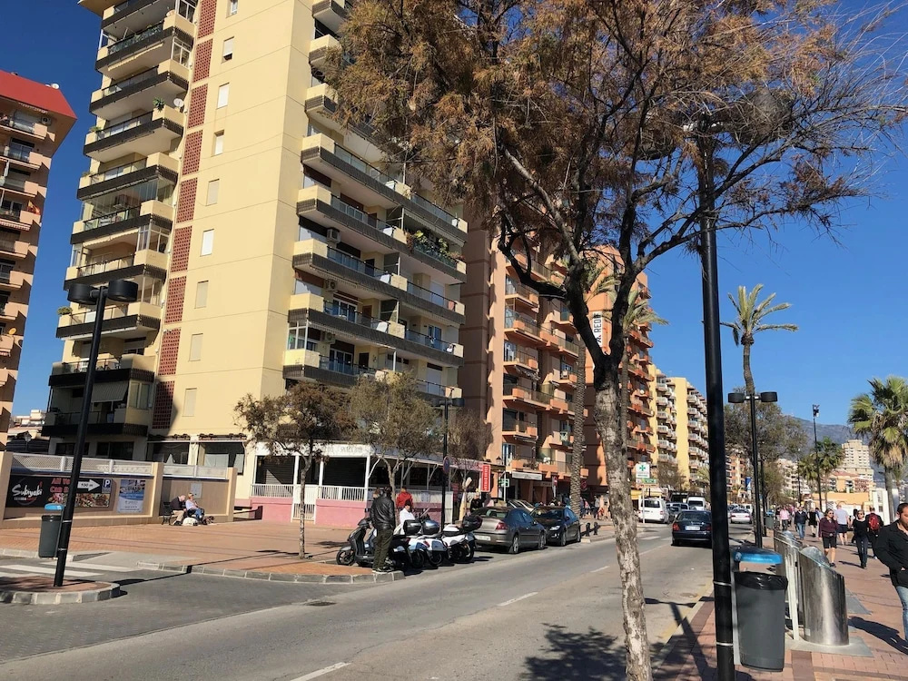 3BR Fuengirola Promenade - First Line Beach Apartment With Panoramic Sea Views