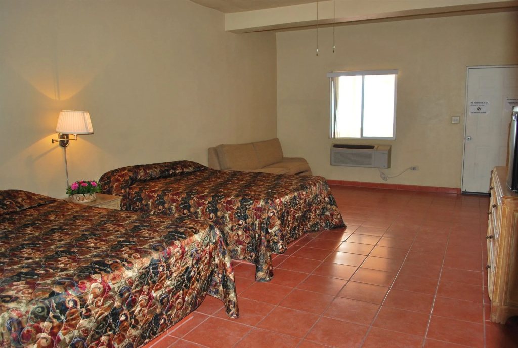 Hotel Baja