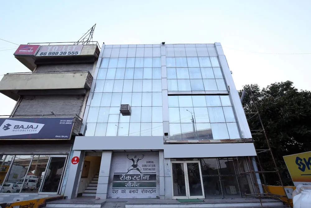 OYO 9159 Hotel Royal Woodslark
