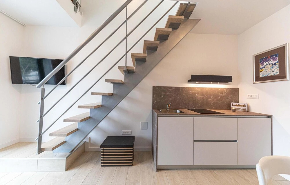 Gorgeous Home In Okrug Gornji With Wifi