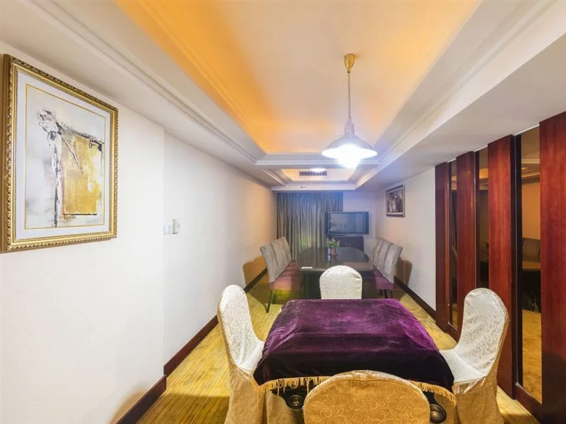 Vienna International Hotel (Dongguan Changping Tian'ehu Road)