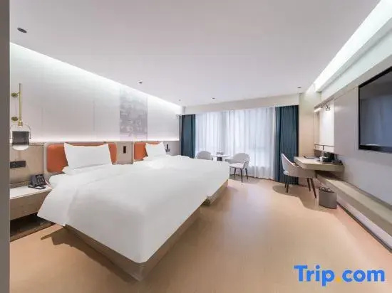 Yining  Riverside   Cloud  Hotel