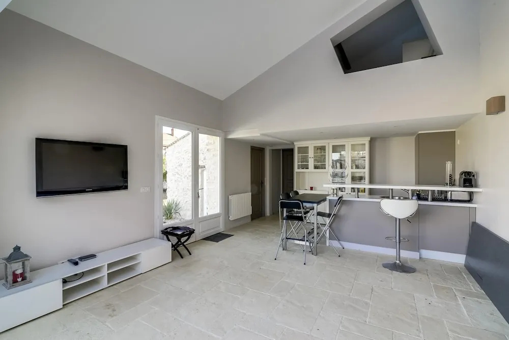 Villa With 6 Bedrooms in Amponville, With Private Pool, Furnished Terr
