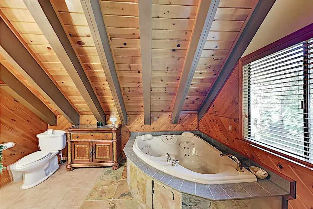 Incline Chalet Near Skiing, Hiking, Casino, and Restaurants home