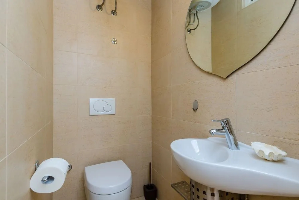 Apartment Domino 18