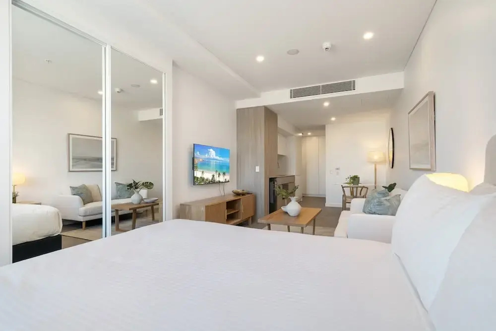 Stylish Studio Near Fremantle's Vibrant Spots