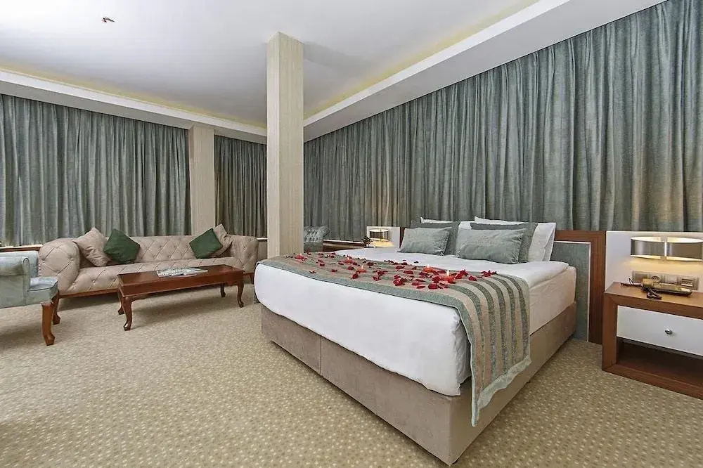Royal Sweet Hotel