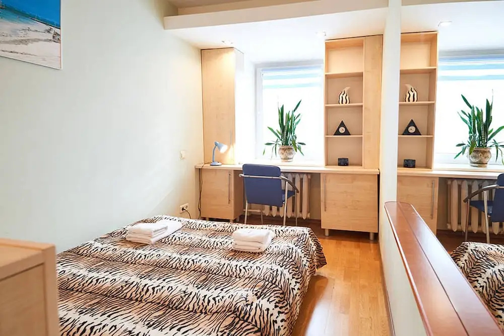 Апартаменты Home-Hotel, ул. Мечникова, 7
