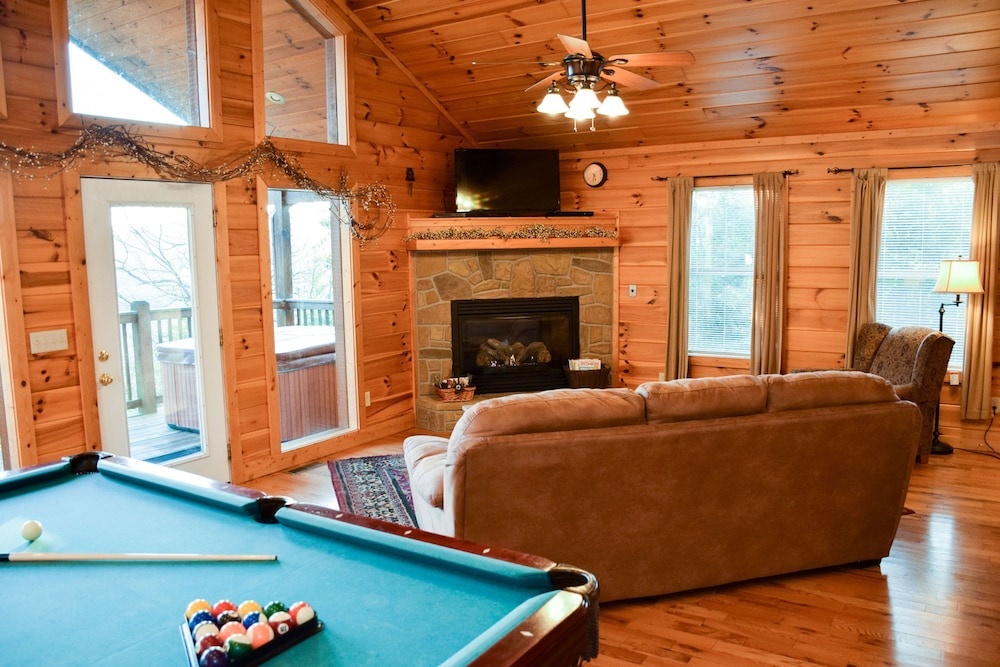UNFORGETTABLE - 1 Br Cabin