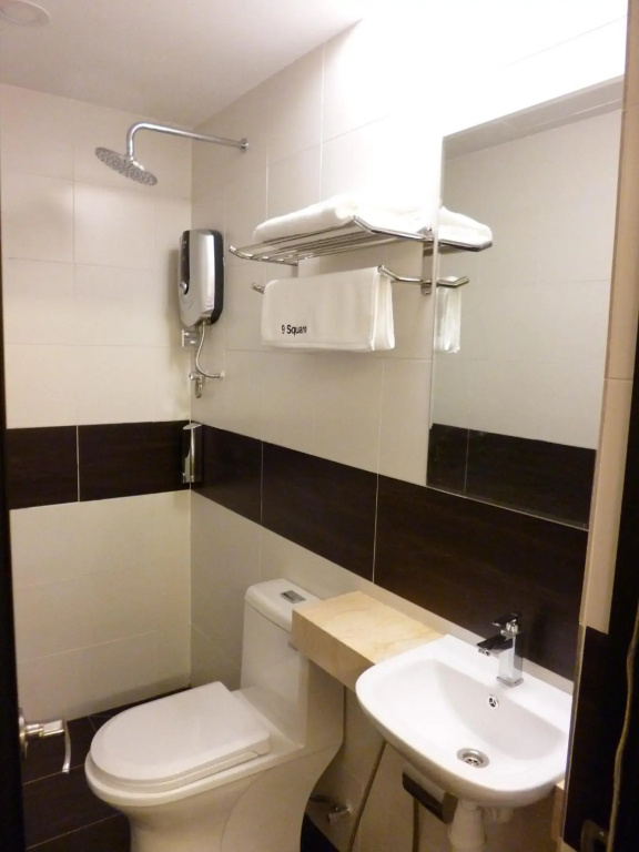 9 Square Hotel - Bandar Baru Bangi