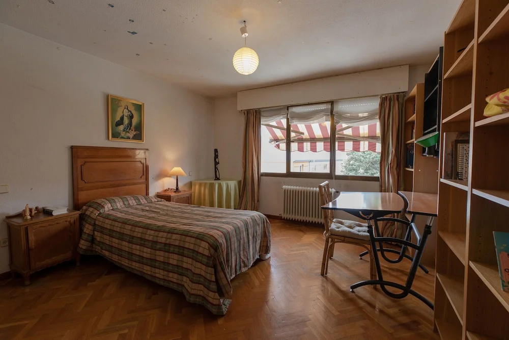 Cool apartment in Puerta del Hierro