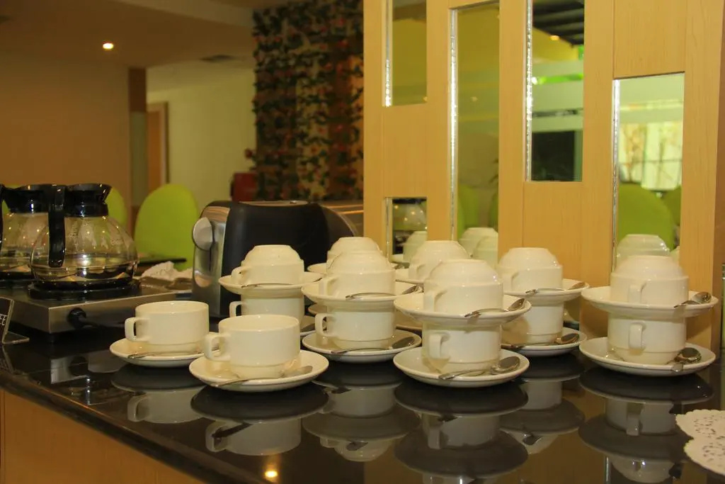 OYO 666 D' Grande Hotel Batam