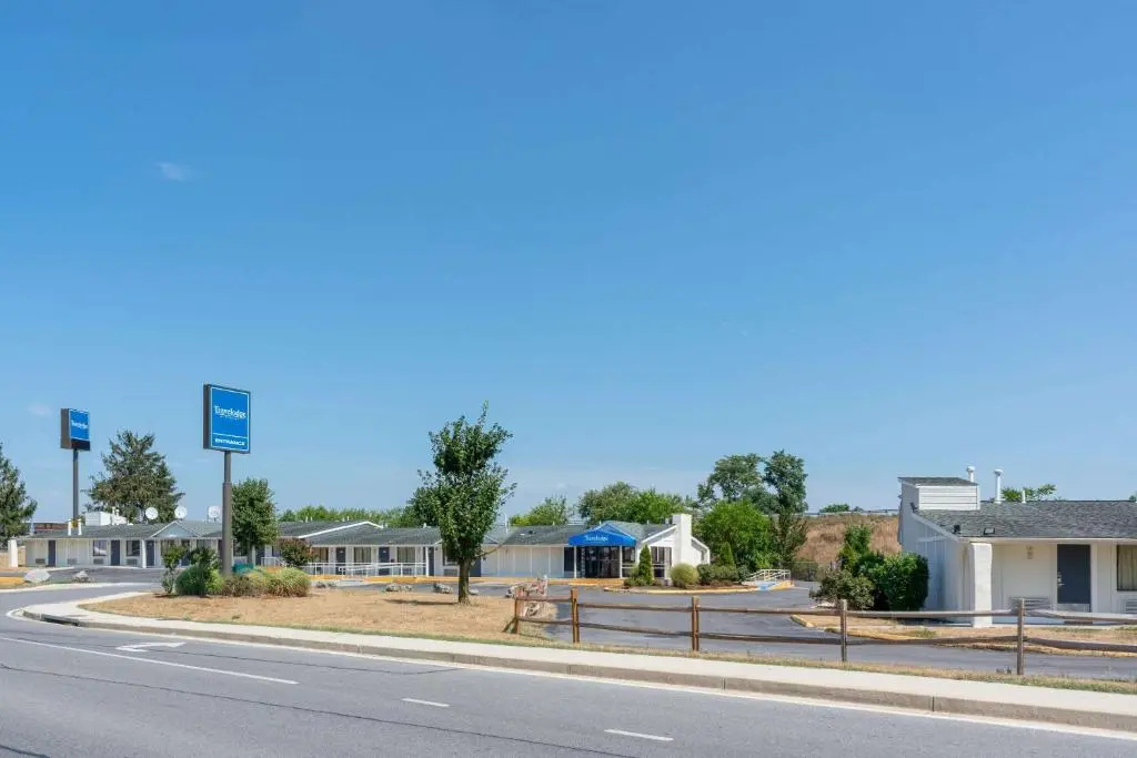Motel 6 Hagerstown MD