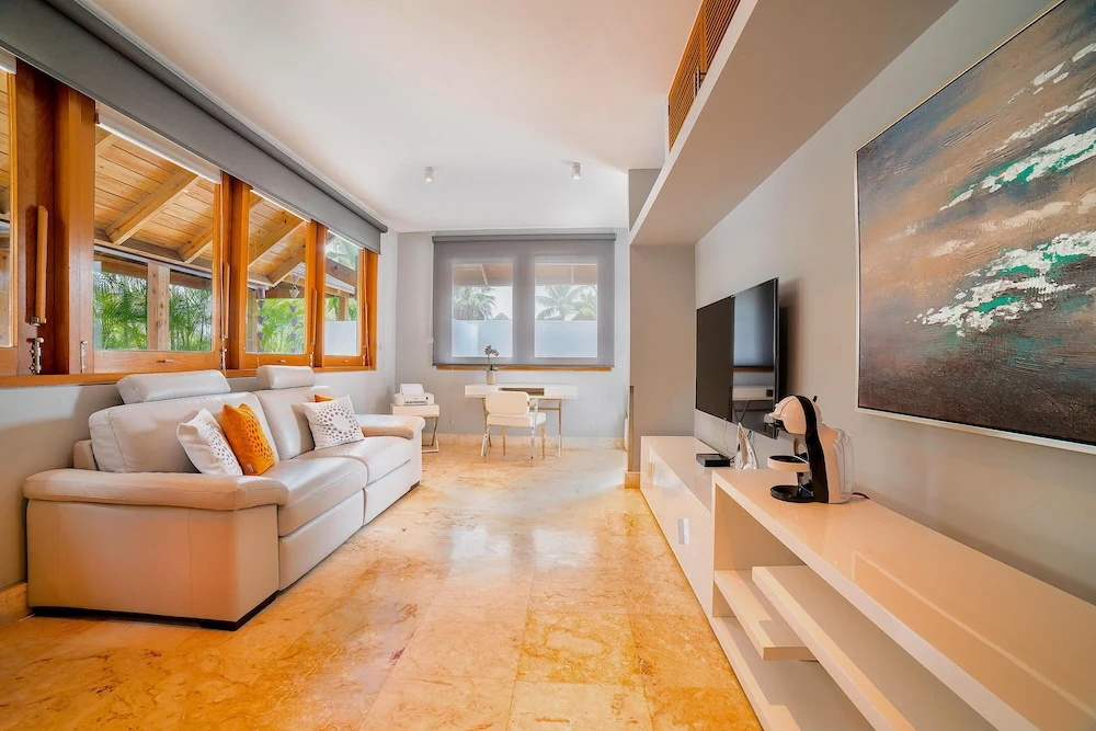 Srvittinivillas Agp36 / Spacius / Confortable Luxury Villa/ Family/ Team/ Cdc