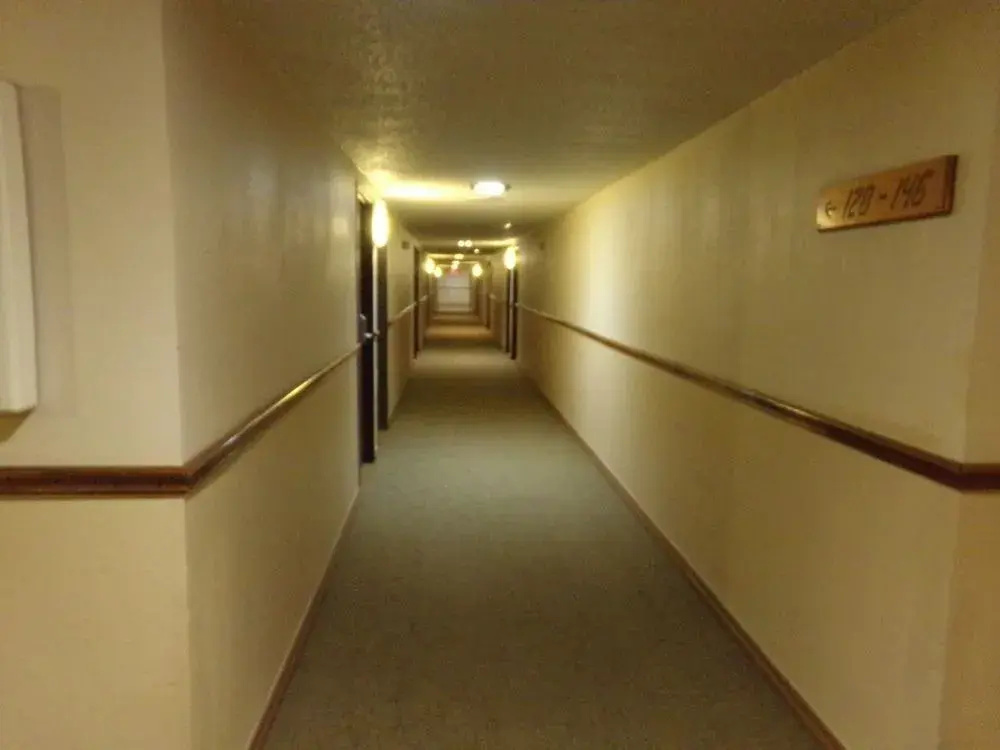 Super 8 by Wyndham Altus