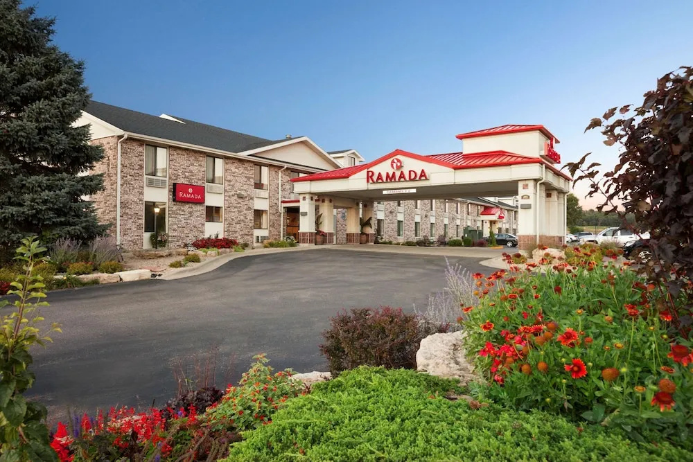 Ramada by Wyndham Wisconsin Dells I-90