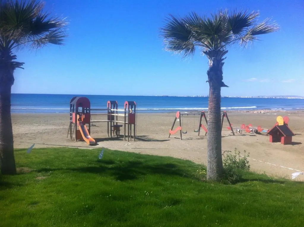 Sandy Beach Apartment 13