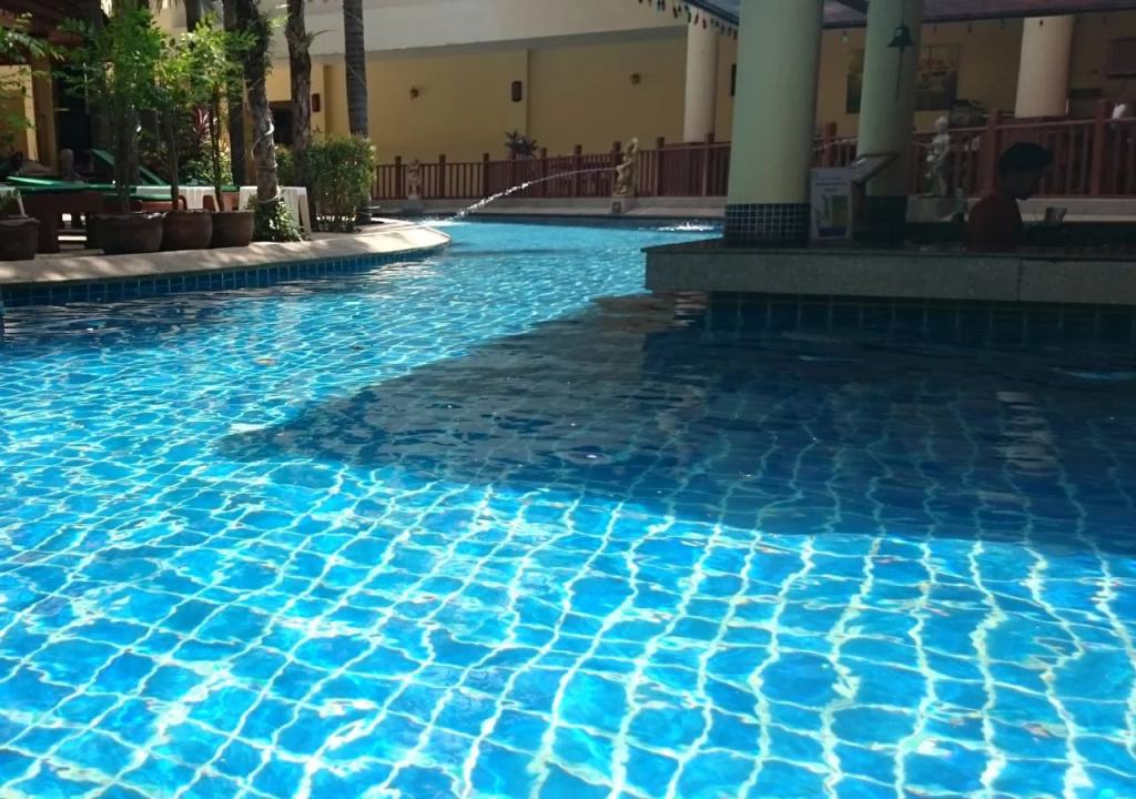 Baumanburi Hotel Patong