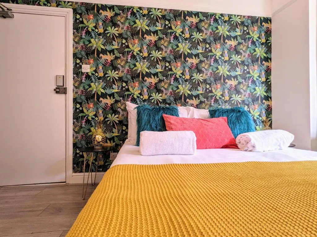 INNit Rooms - SaltWater Guest House