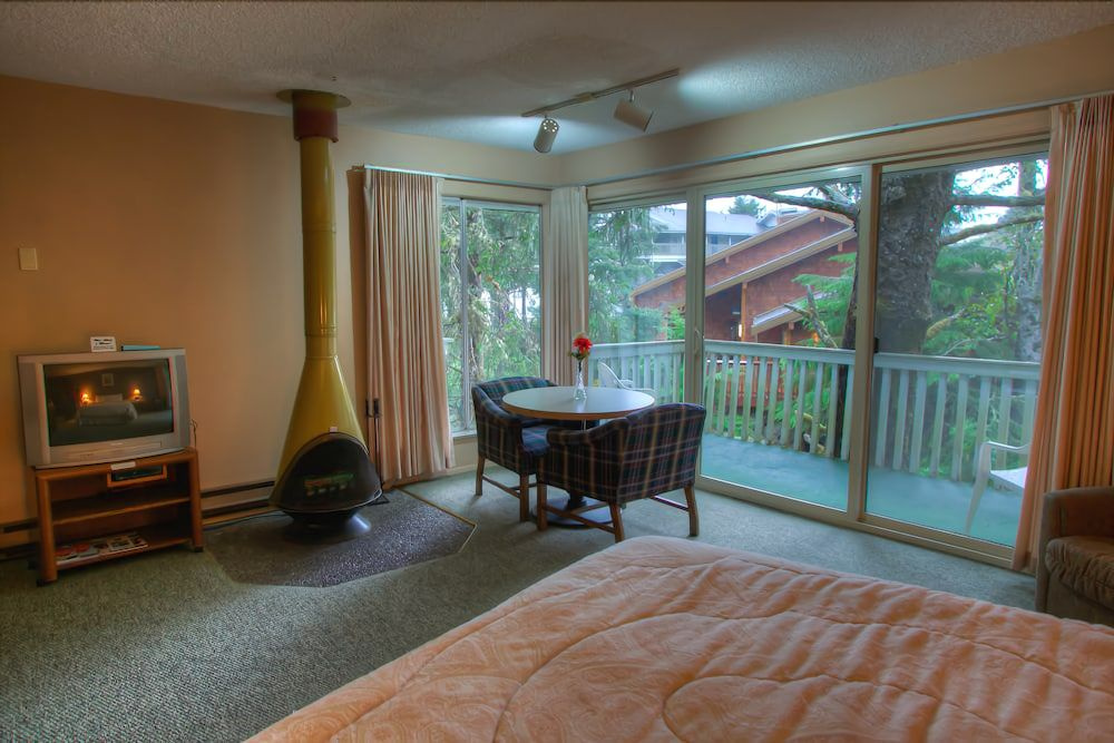 Ocean Crest Resort