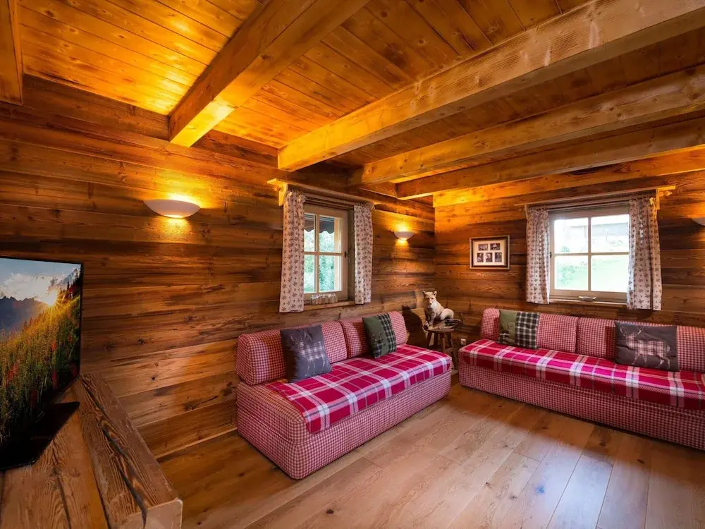 Chalet in St. Martin With Sauna & Hot Tub