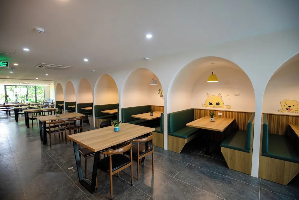 FIRST Studio Hotel Da Nang