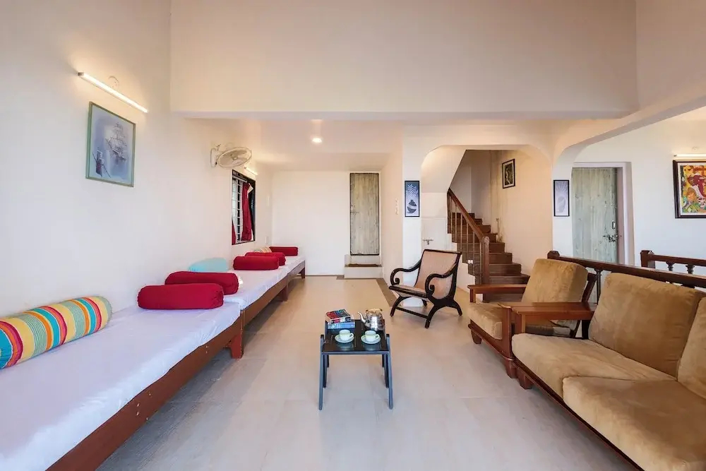 CosmicStays Evergreen Cascade - The Hidden Gem of Mahabaleshwar
