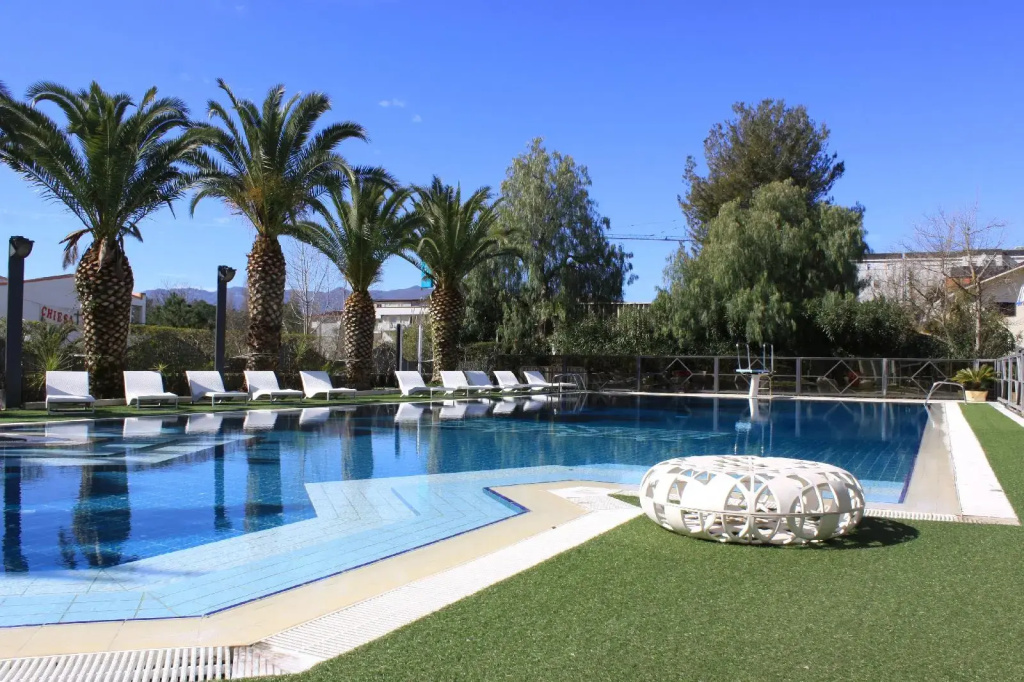 Ariha Hotel