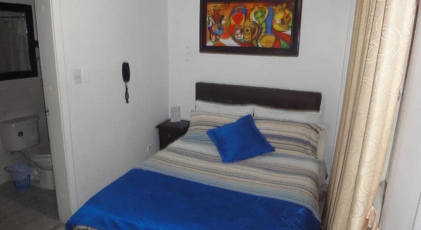 CASA HOTEL VICTORIA Av 30