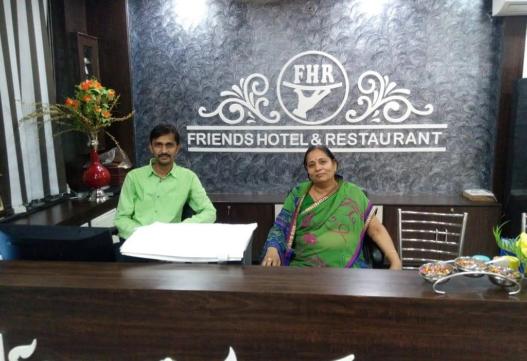 Hotel Friends and Restaurant