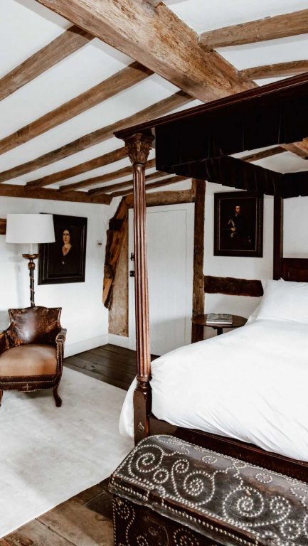 Temple Guiting Manor & Barns